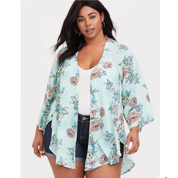 torrid Tops - Torrid crepe shirttail floral kimono